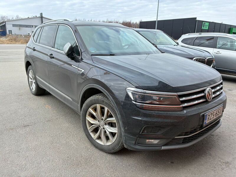 Volkswagen Tiguan vaihtoauto