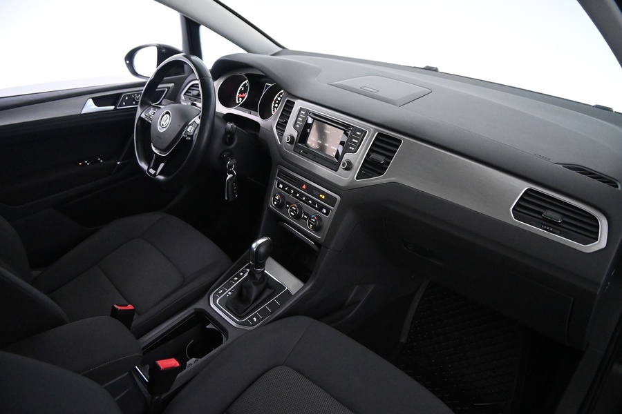 Volkswagen Golf Sportsvan vaihtoauto