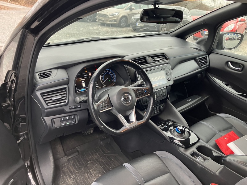 Nissan Leaf vaihtoauto