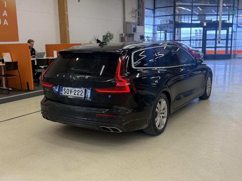 Volvo V60 vaihtoauto