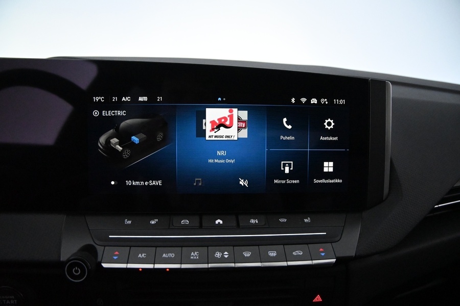 Opel Astra vaihtoauto