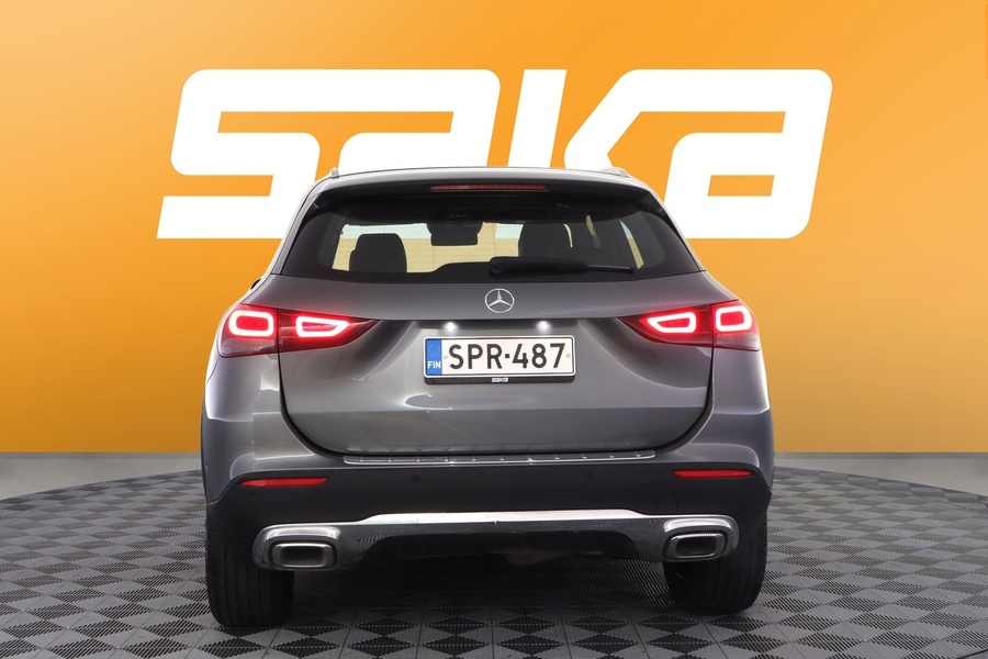 Mercedes-Benz GLA vaihtoauto