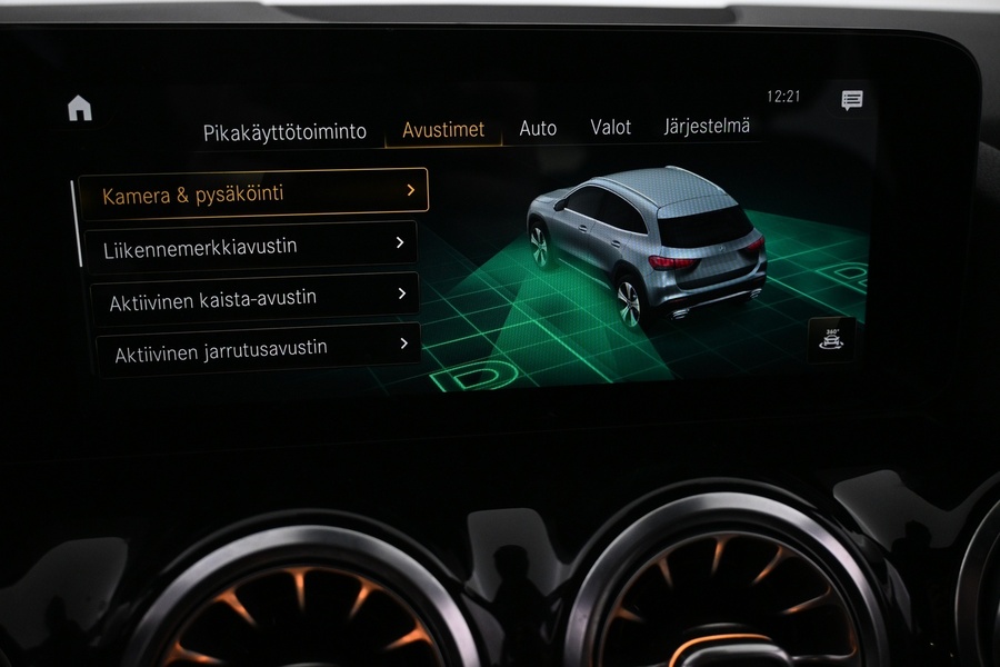 Mercedes-Benz GLA vaihtoauto