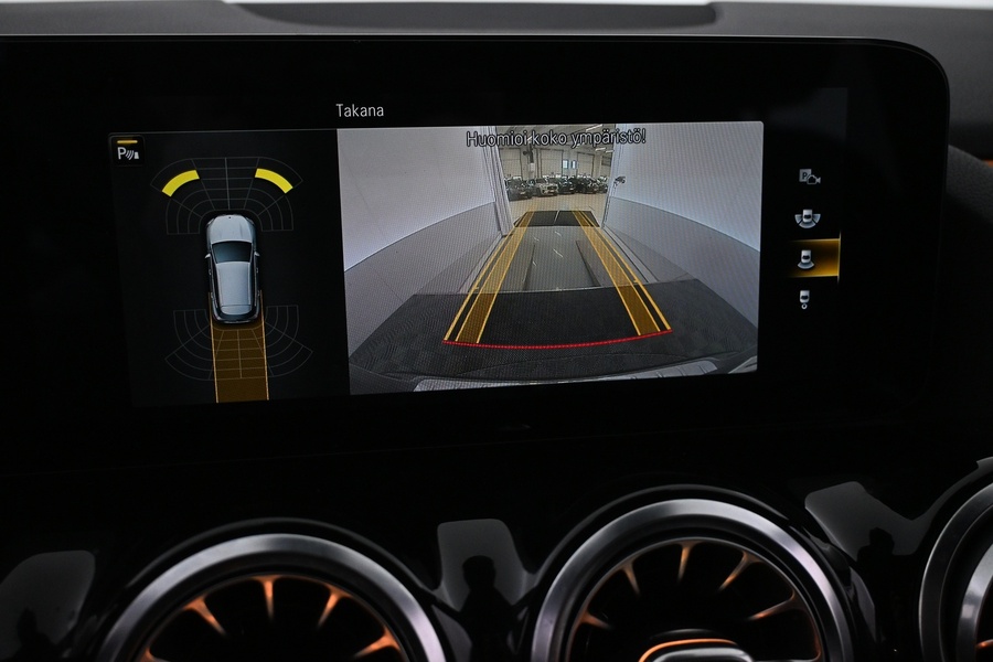 Mercedes-Benz GLA vaihtoauto