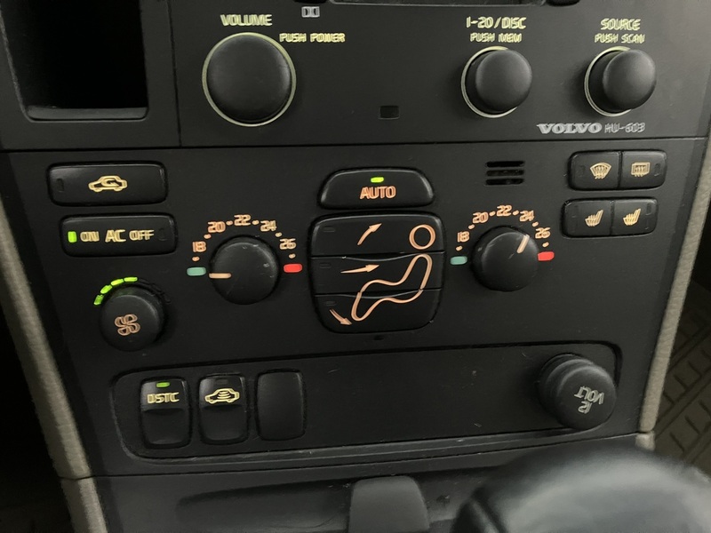 Volvo V70 vaihtoauto