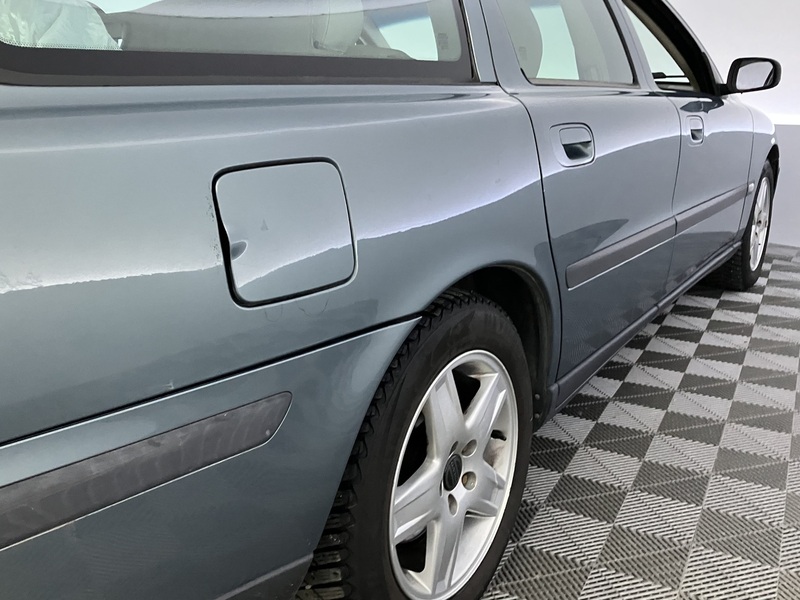 Volvo V70 vaihtoauto