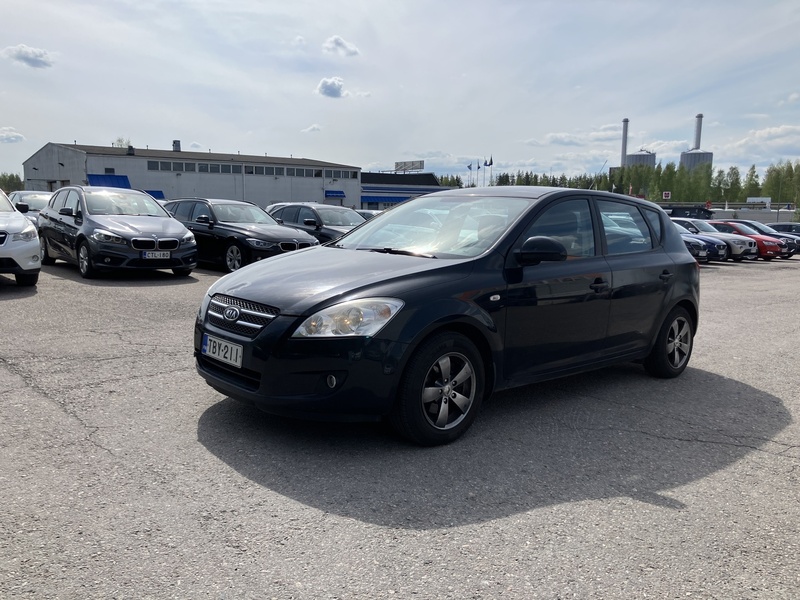 Kia Ceed vaihtoauto