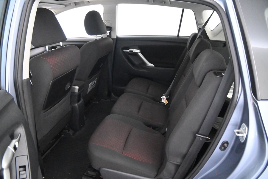 Toyota Verso vaihtoauto