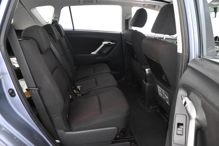 Toyota Verso vaihtoauto