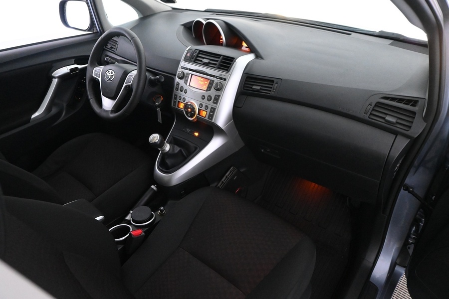 Toyota Verso vaihtoauto