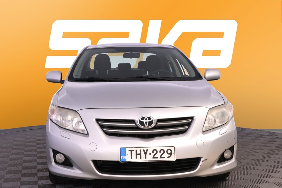 Toyota Corolla vaihtoauto