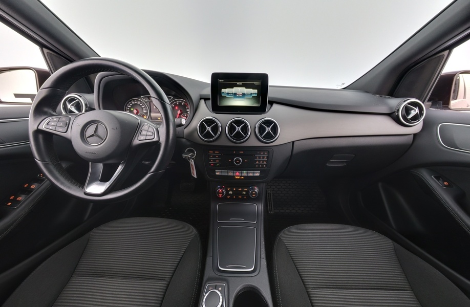 Mercedes-Benz B vaihtoauto