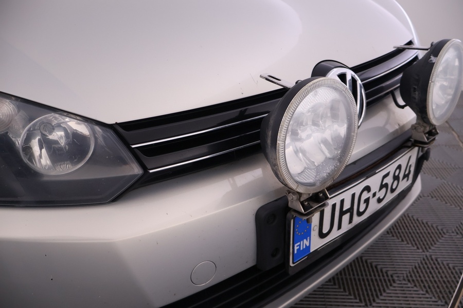 Volkswagen Golf vaihtoauto