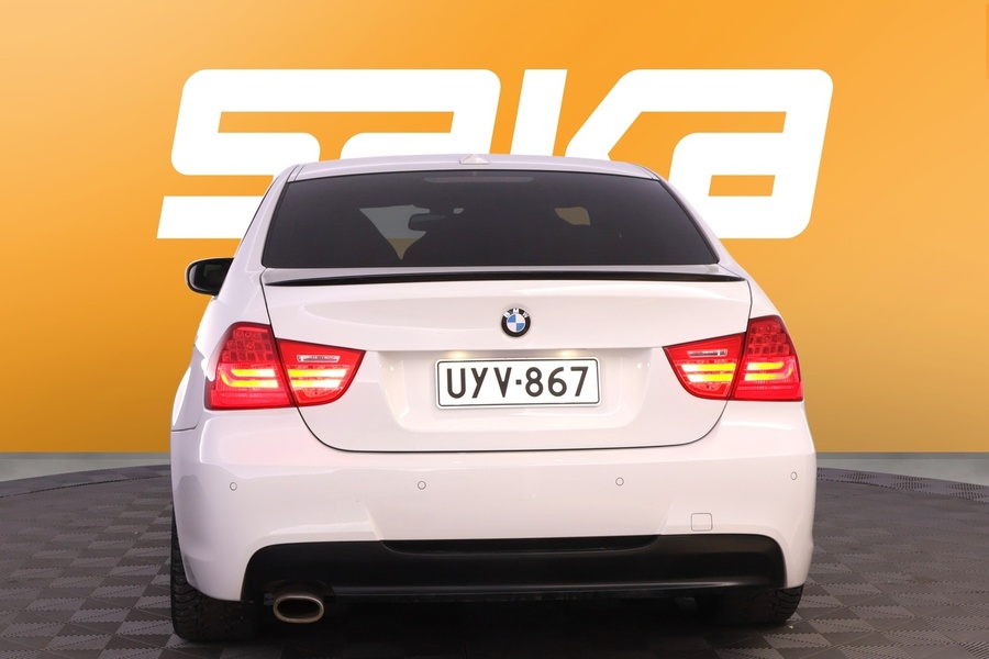 BMW 320 vaihtoauto