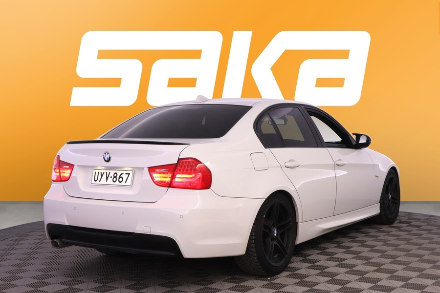 BMW 320 vaihtoauto