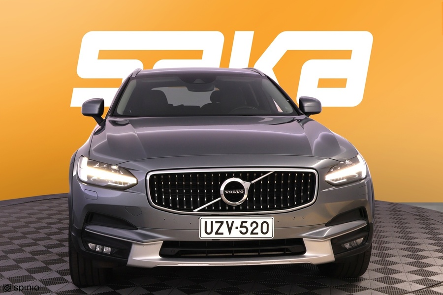 Volvo V90 Cross Country vaihtoauto