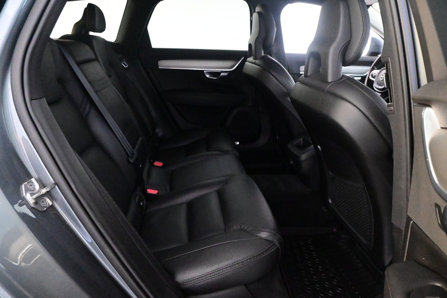Volvo V90 Cross Country vaihtoauto
