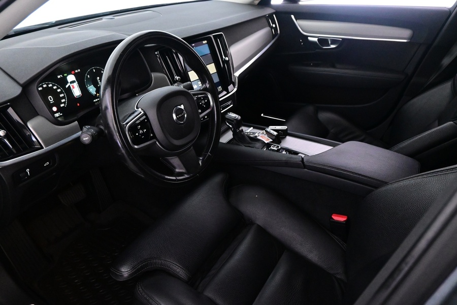 Volvo V90 Cross Country vaihtoauto