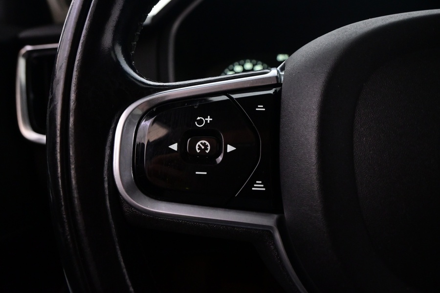 Volvo V90 Cross Country vaihtoauto