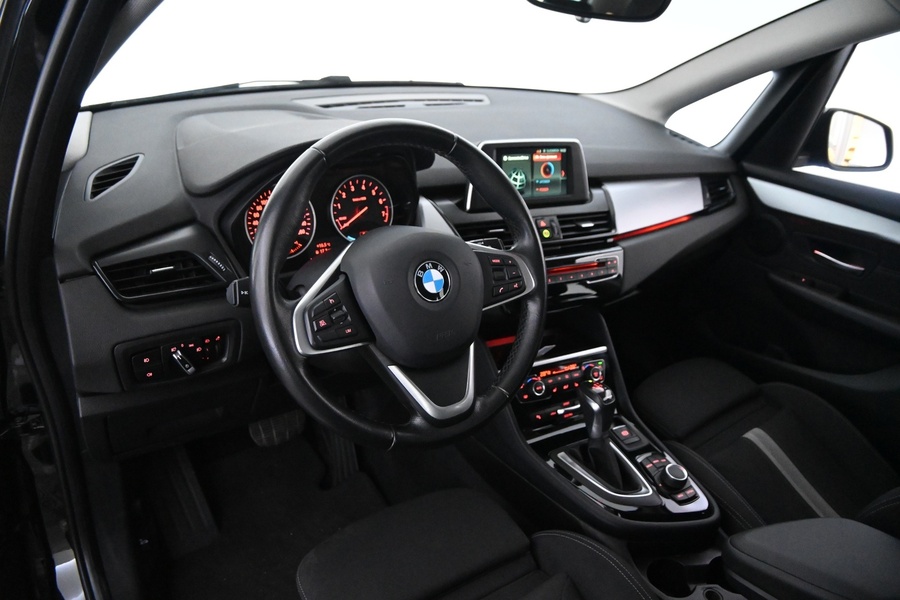 BMW 225 vaihtoauto