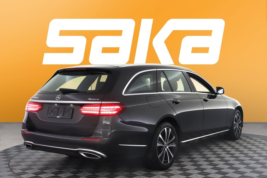 Mercedes-Benz E vaihtoauto