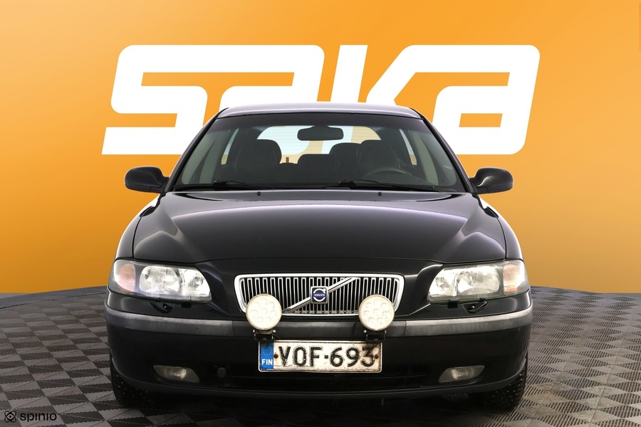 Volvo V70 vaihtoauto