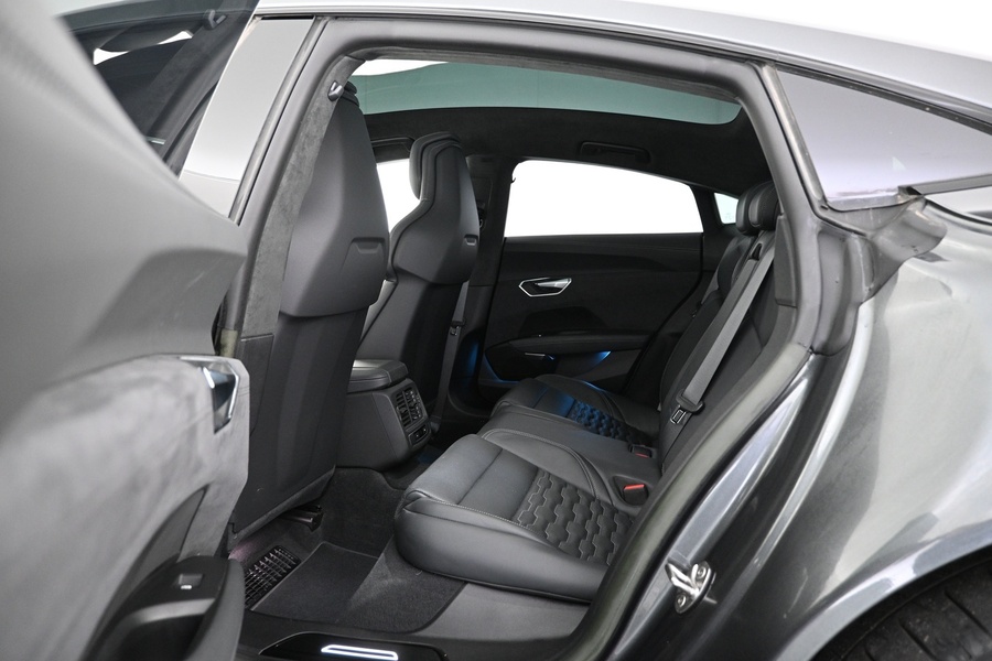 Audi e-tron GT vaihtoauto