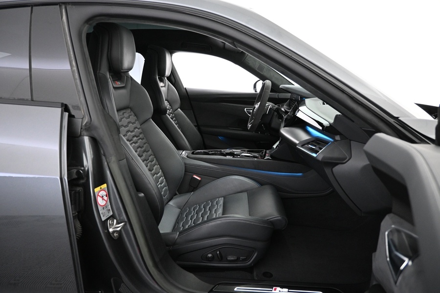 Audi e-tron GT vaihtoauto