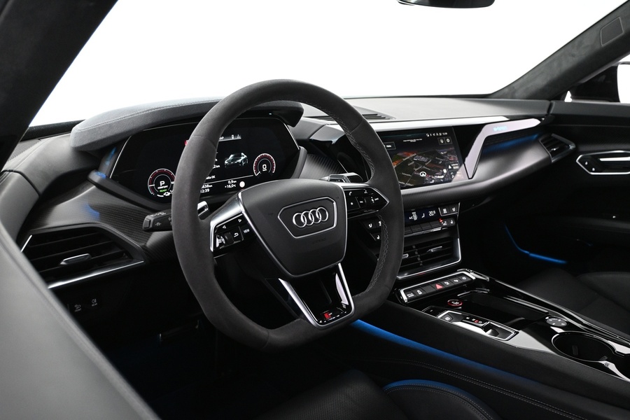 Audi e-tron GT vaihtoauto