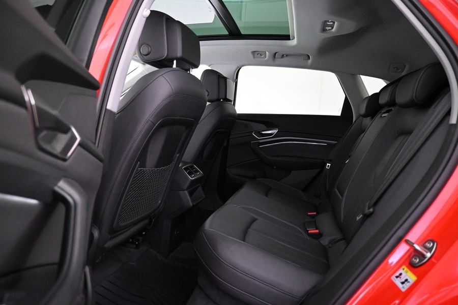 Audi Q8 e-tron vaihtoauto