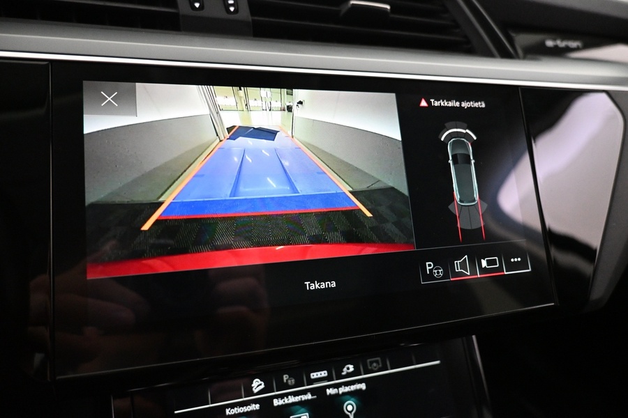 Audi Q8 e-tron vaihtoauto