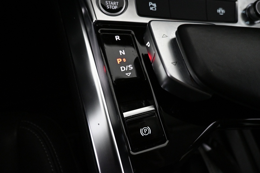 Audi Q8 e-tron vaihtoauto