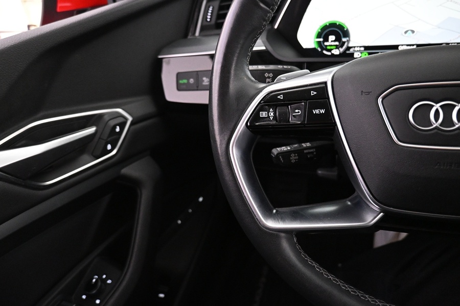 Audi Q8 e-tron vaihtoauto