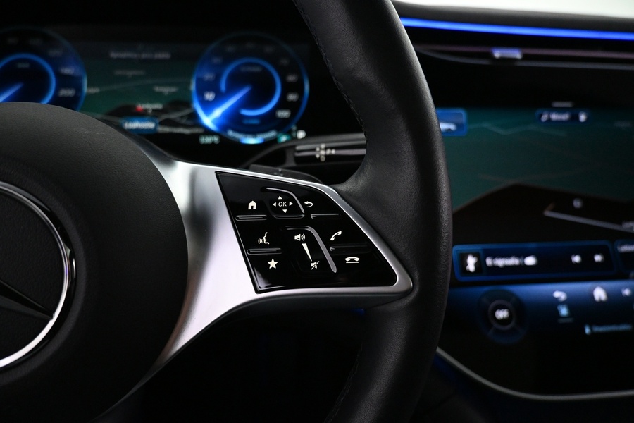 Mercedes-Benz EQE vaihtoauto