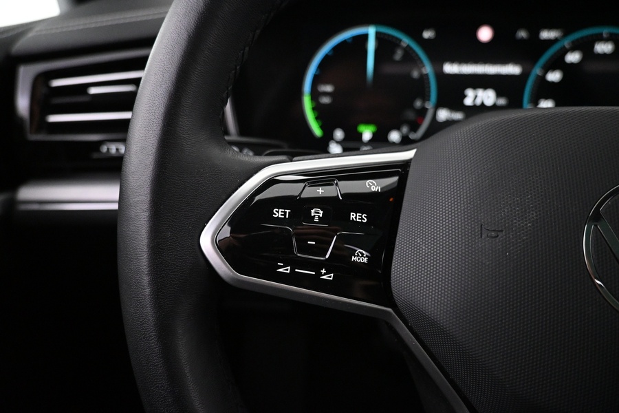 Volkswagen Touareg vaihtoauto