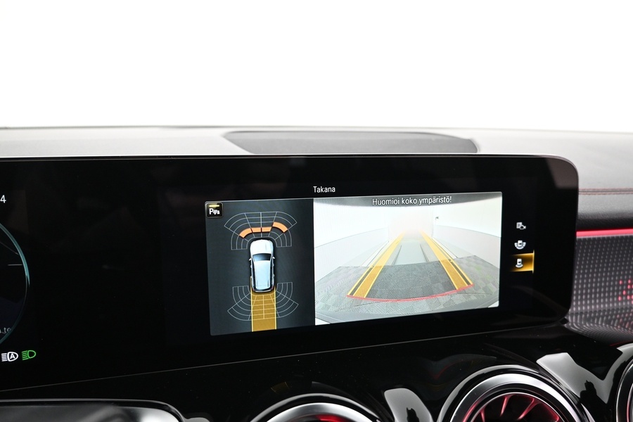 Mercedes-Benz EQB vaihtoauto