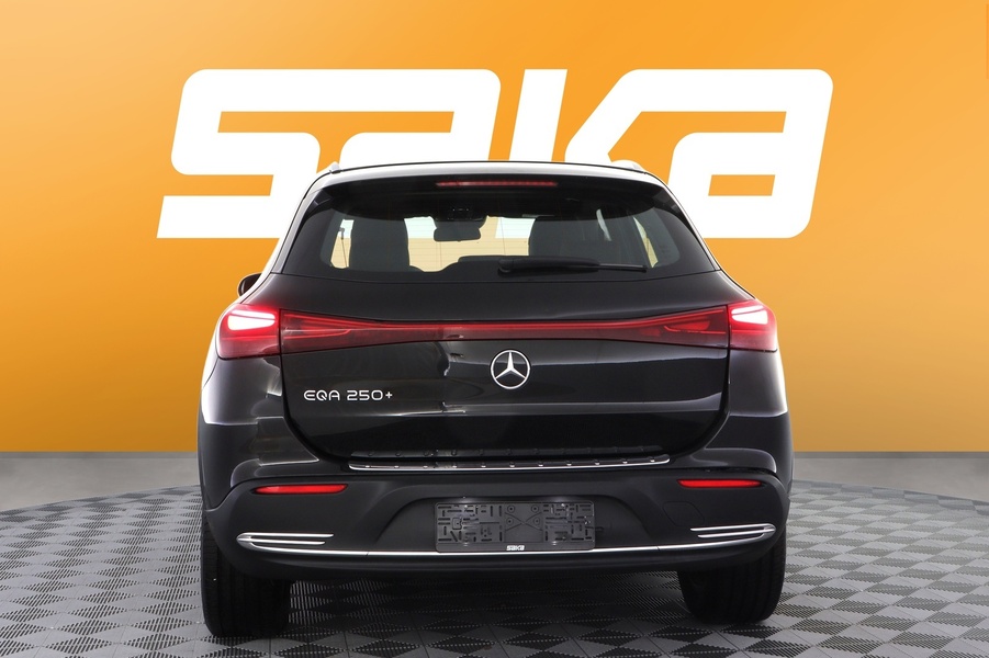 Mercedes-Benz EQA vaihtoauto