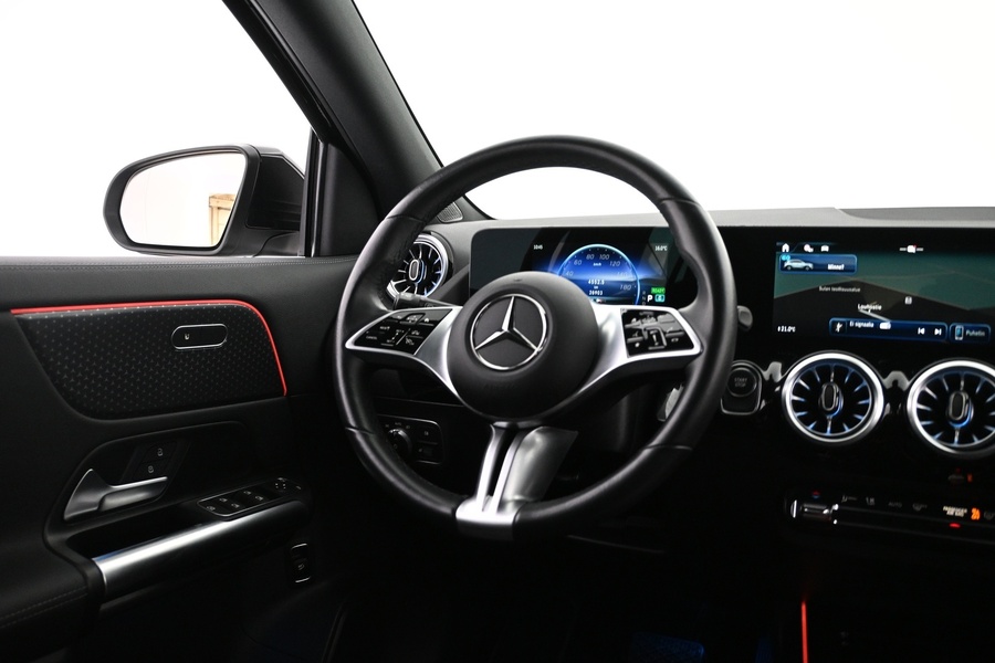Mercedes-Benz EQA vaihtoauto