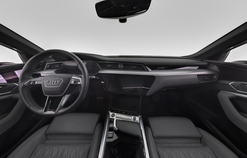 Audi e-tron vaihtoauto