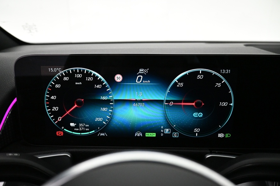 Mercedes-Benz EQB vaihtoauto