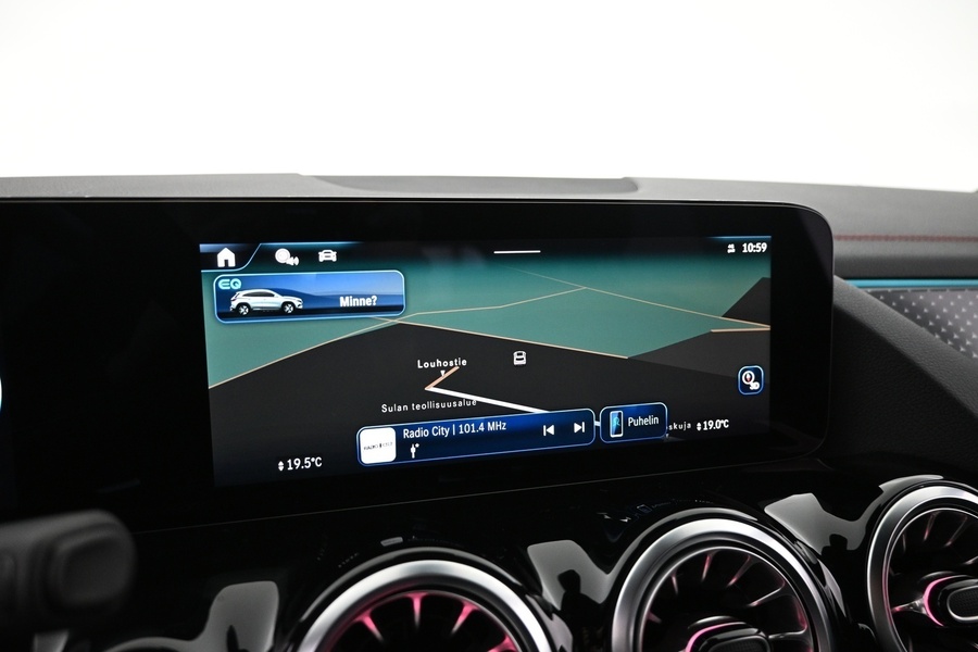 Mercedes-Benz EQA vaihtoauto