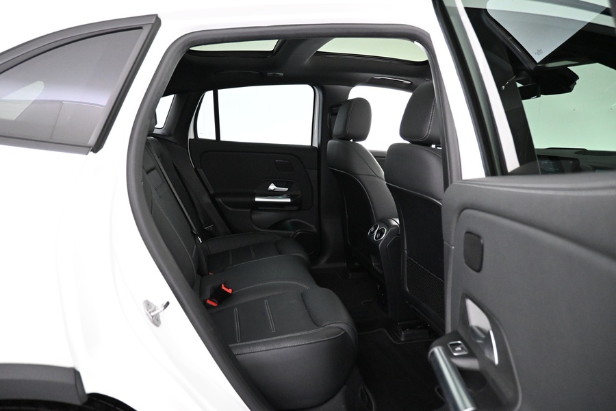 Mercedes-Benz EQA vaihtoauto