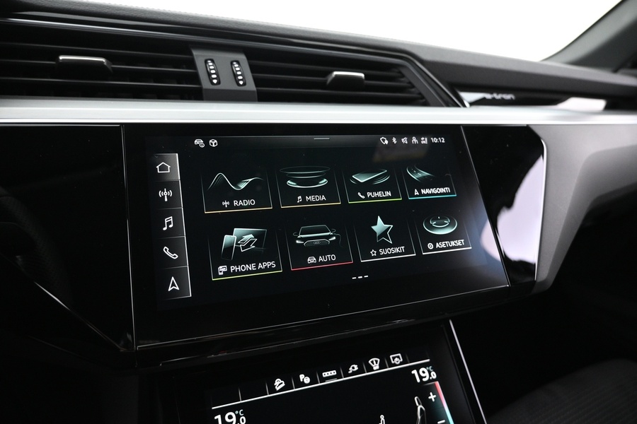 Audi Q8 e-tron vaihtoauto