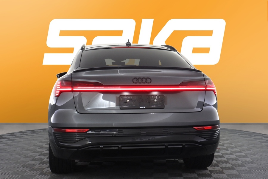 Audi Q8 e-tron vaihtoauto