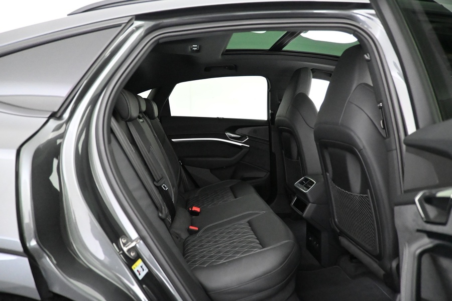 Audi Q8 e-tron vaihtoauto