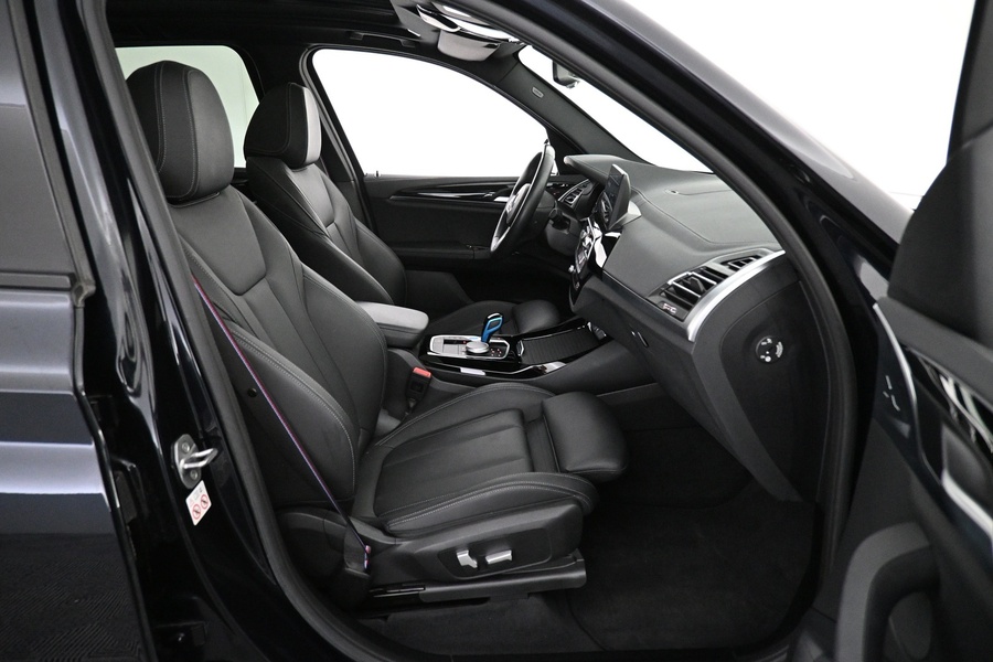 BMW iX3 vaihtoauto