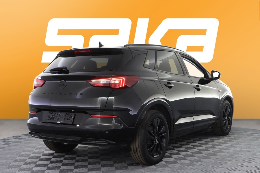 Opel Grandland vaihtoauto