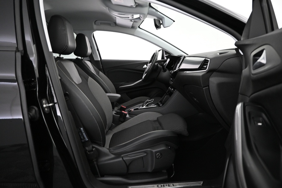 Opel Grandland vaihtoauto