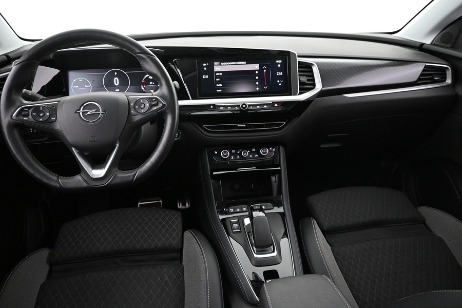 Opel Grandland vaihtoauto