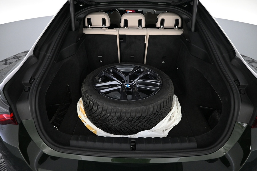 BMW i4 vaihtoauto